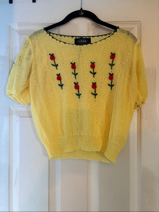 Cider Tops - Cider Yellow Knit Short-Sleeve Sweater with Red Floral Embroidery